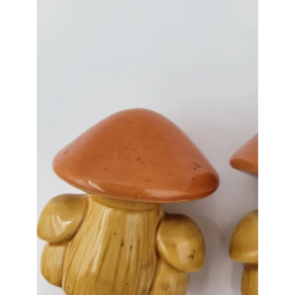 Vintage‎ 1970s Mushroom Salt and Pepper Shakers Orange Yellow Japan